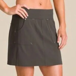 Athleta Northpeak Skort size XS